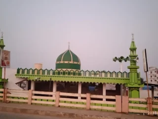 Old-bustand-over-bridge